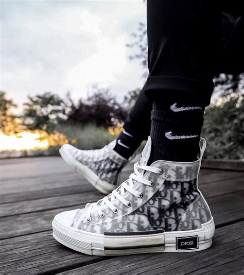 dior converse high top women.